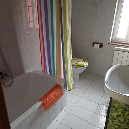 La Casina Independiente De Bruno,de Dos Cerca De La Playa *